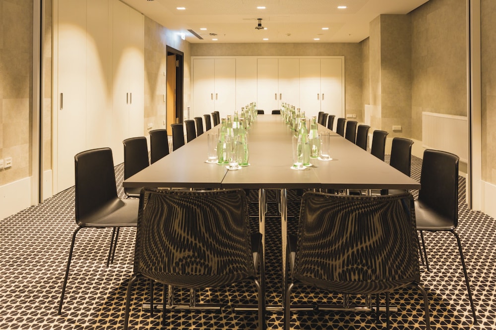 Hotel Riu Plaza Berlin — Hotel rooms in Berlin, Berlin