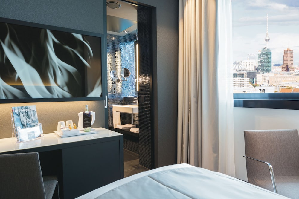Hotel Riu Plaza Berlin — Hotel rooms in Berlin, Berlin