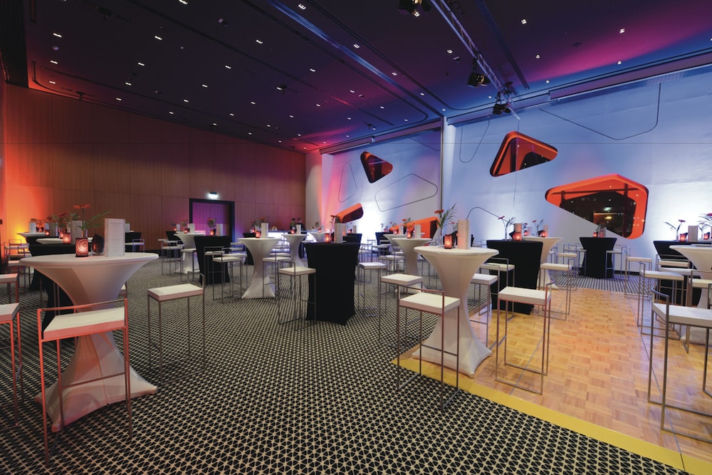 Hotel Riu Plaza Berlin — Restaurant & bars in Berlin, Berlin