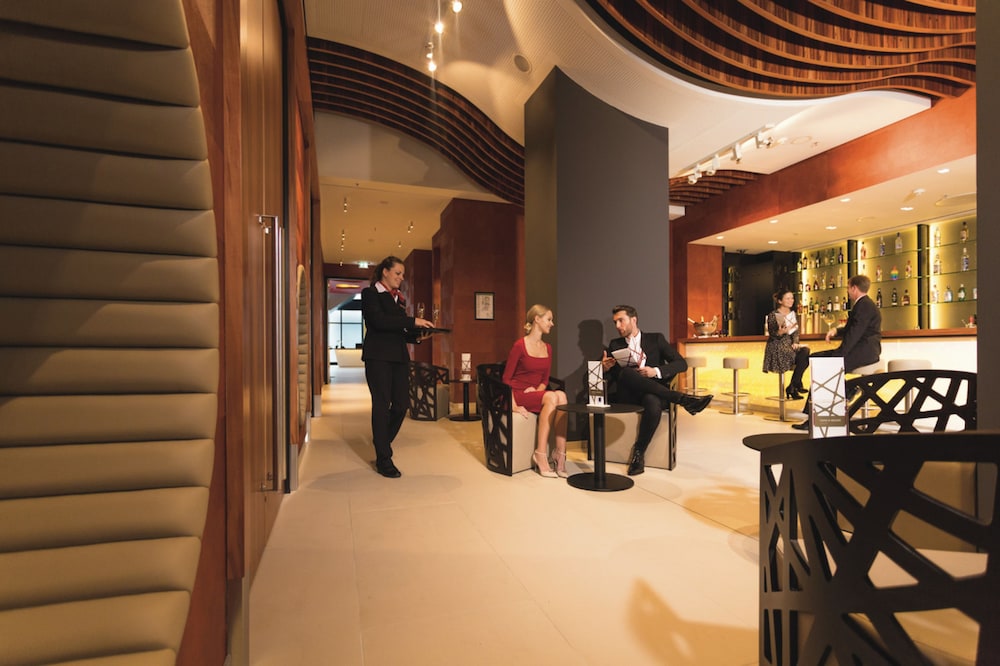 Hotel Riu Plaza Berlin — Restaurant & bars in Berlin, Berlin