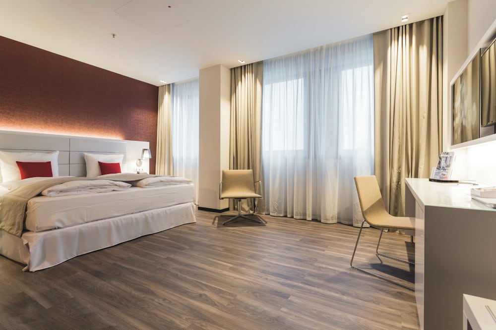 Hotel Riu Plaza Berlin — Hotel rooms in Berlin, Berlin