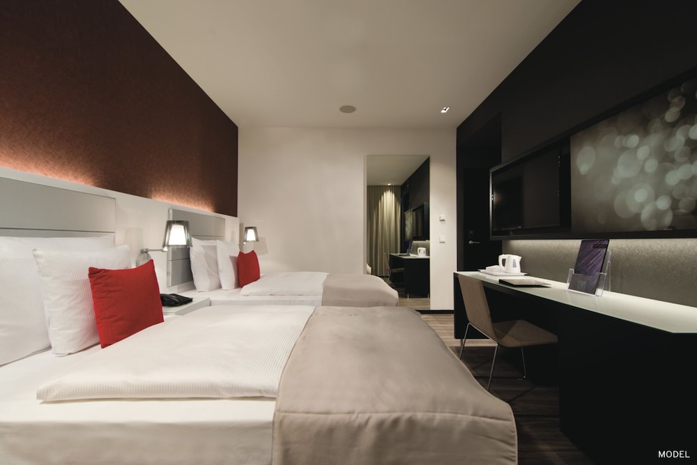 Hotel Riu Plaza Berlin — Hotel rooms in Berlin, Berlin