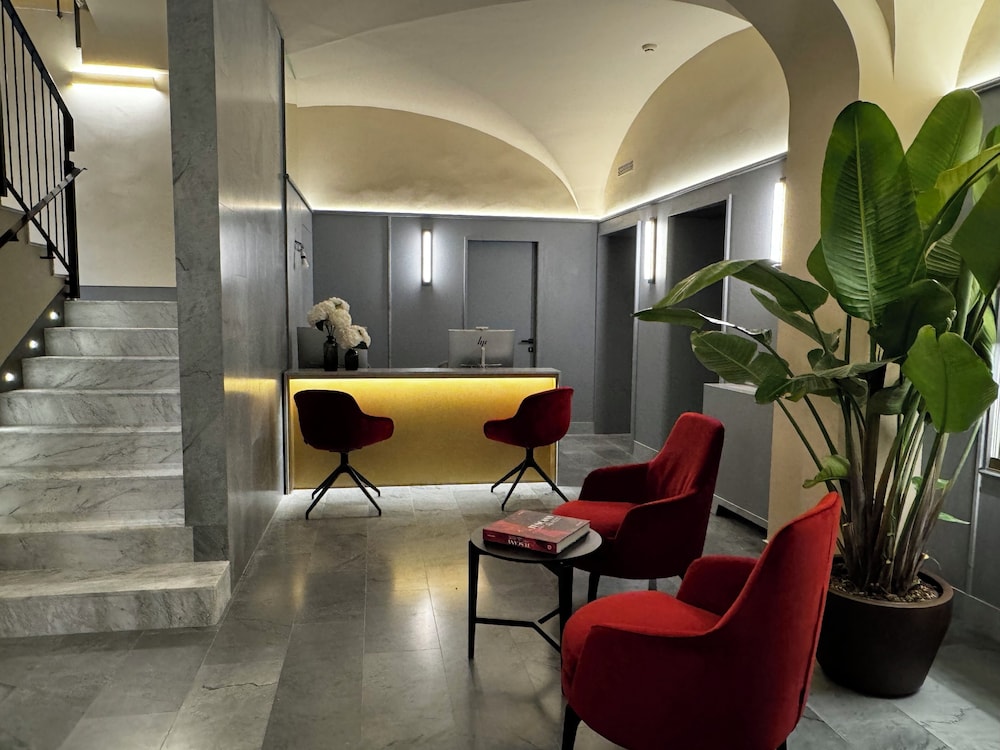 Floren Hotel — Hotel building in Florence, Tuscany