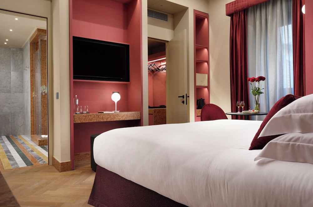 Floren Hotel — Hotel rooms in Florence, Tuscany