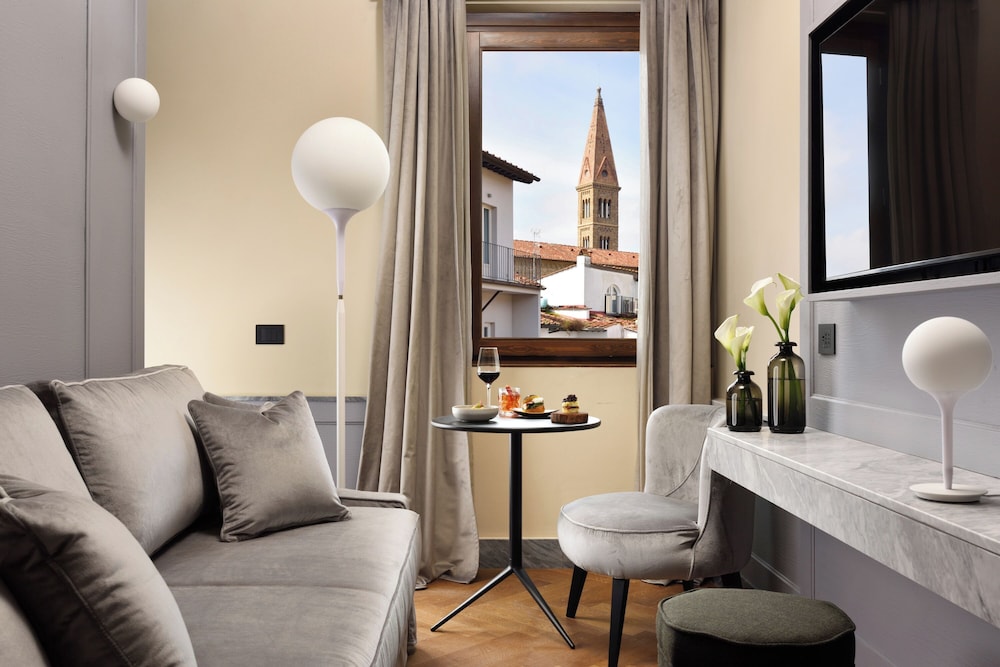 Floren Hotel — Hotel rooms in Florence, Tuscany