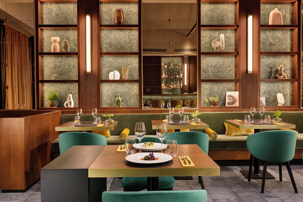 Floren Hotel — Restaurant & bars in Florence, Tuscany