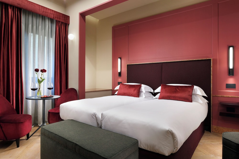 Floren Hotel — Hotel rooms in Florence, Tuscany