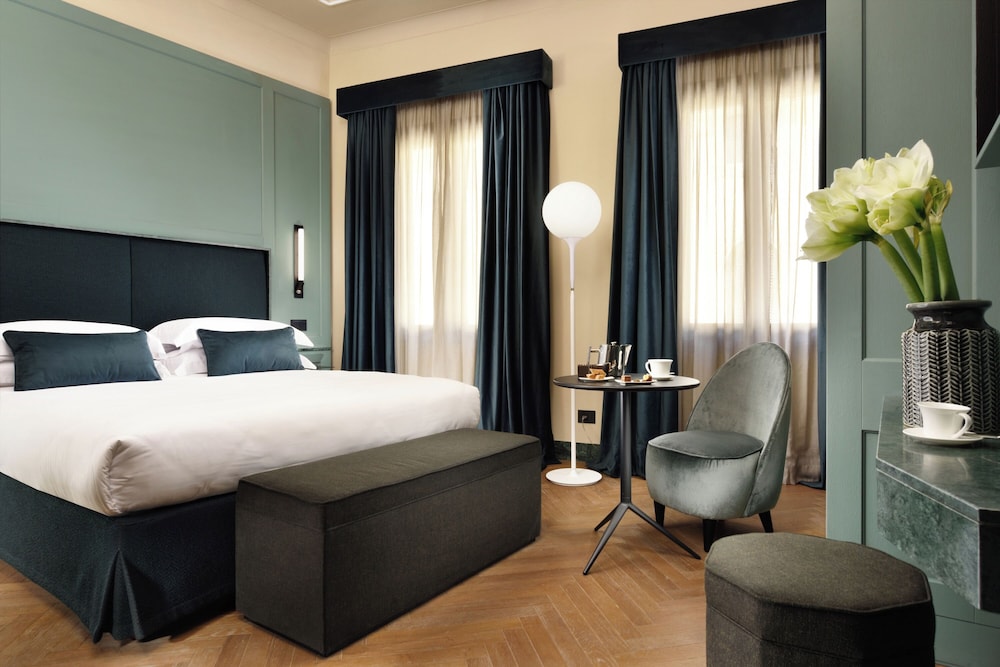 Floren Hotel — Hotel rooms in Florence, Tuscany