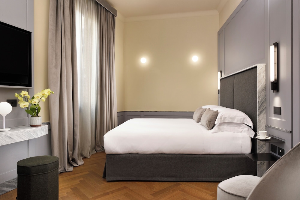 Floren Hotel — Hotel rooms in Florence, Tuscany