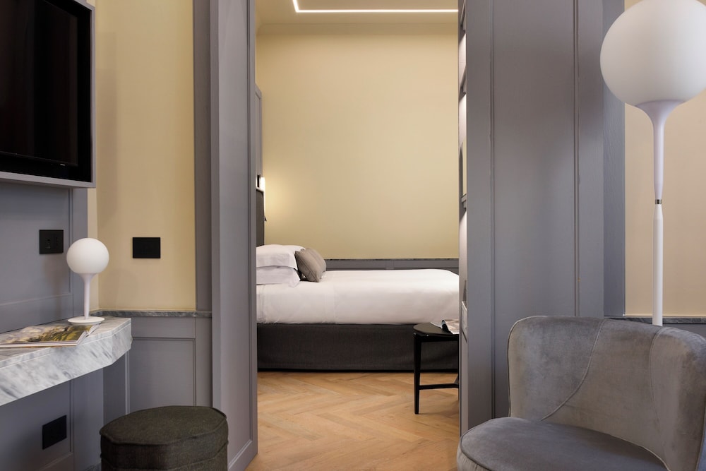 Floren Hotel — Hotel rooms in Florence, Tuscany