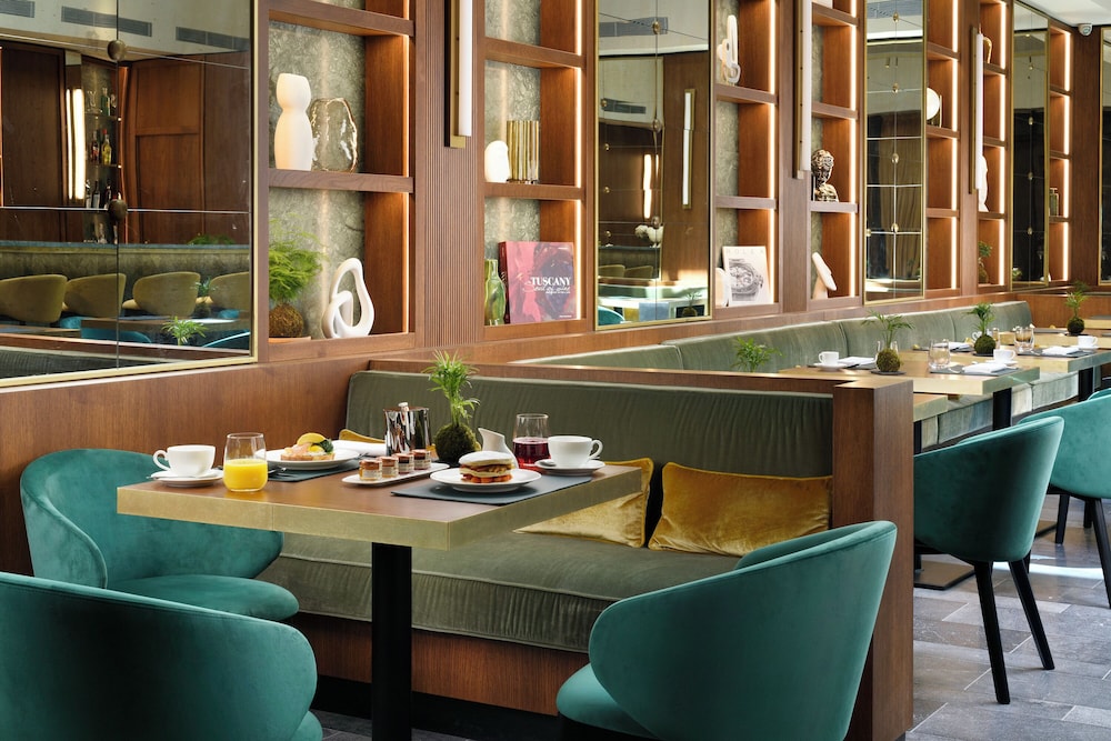 Floren Hotel — Restaurant & bars in Florence, Tuscany
