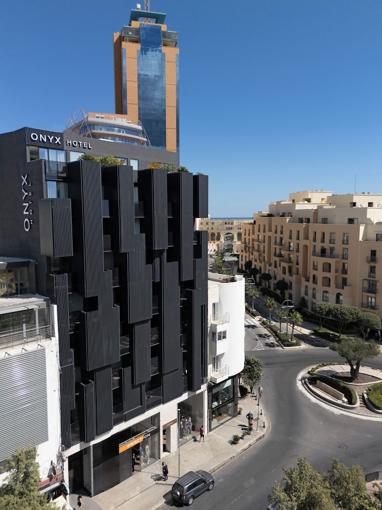 Onyx Hotel — Hotel building in St Julian’s, Malta Island