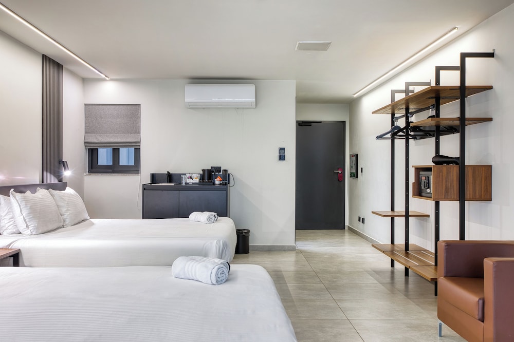 Onyx Hotel — Hotel rooms in St Julian’s, Malta Island