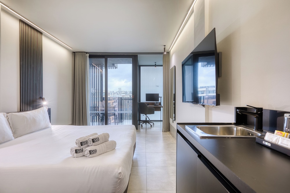 Onyx Hotel — Hotel rooms in St Julian’s, Malta Island