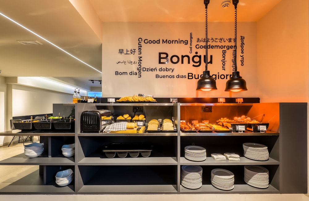 Onyx Hotel — Restaurant & bars in St Julian’s, Malta Island