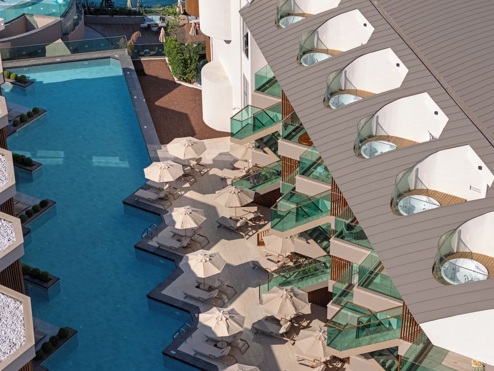 Liberty Signa - All inclusive — Hotel building in Fethiye, Mugla