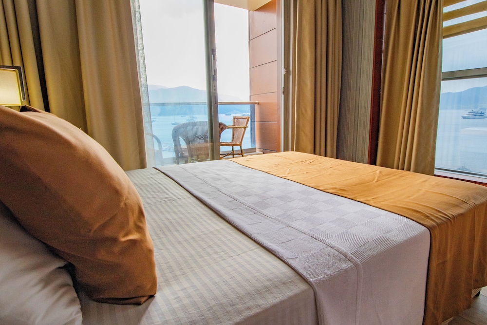 Point Beach Hotel — Hotel rooms in Marmaris, Mugla
