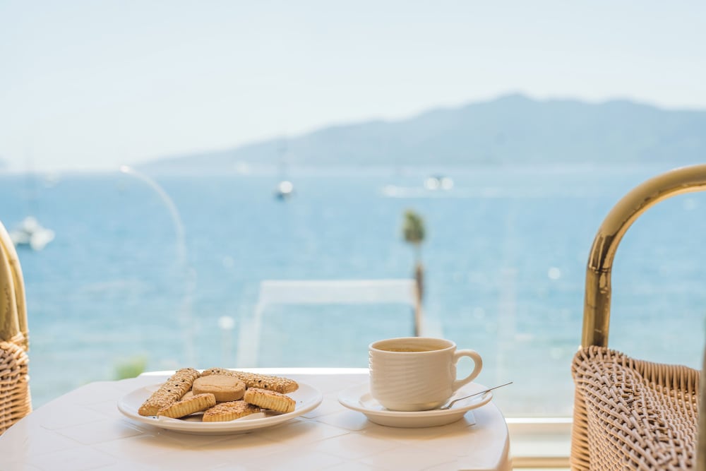 Point Beach Hotel — Restaurant & bars in Marmaris, Mugla