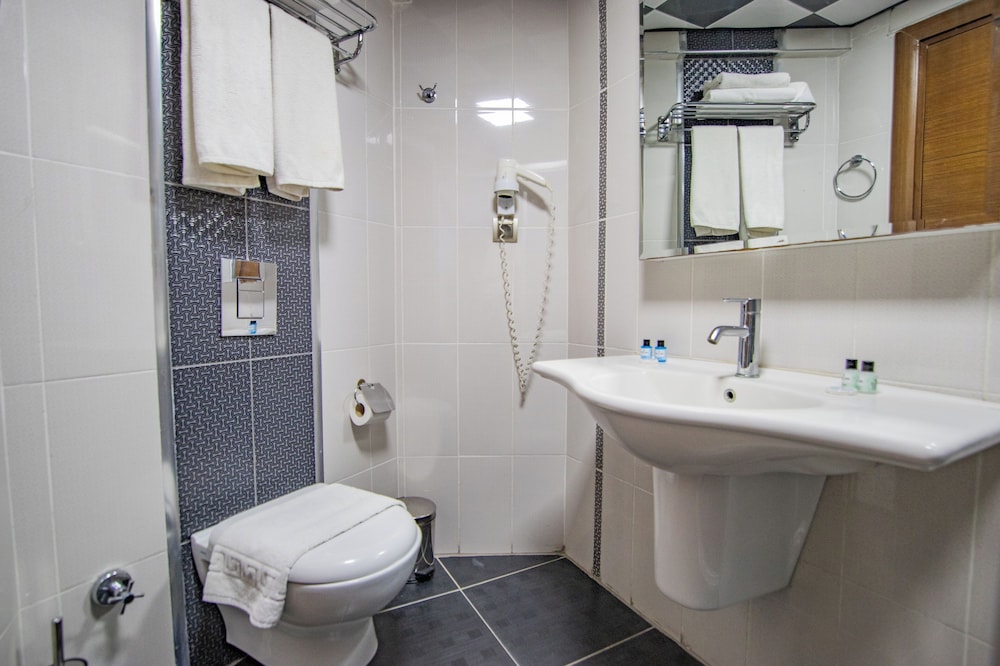 Point Beach Hotel — Hotel rooms in Marmaris, Mugla