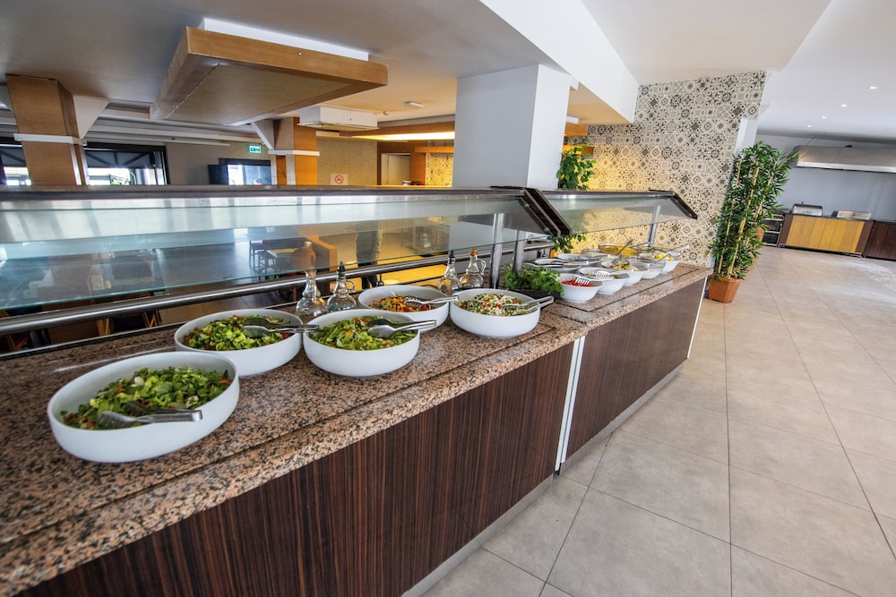 Point Beach Hotel — Restaurant & bars in Marmaris, Mugla