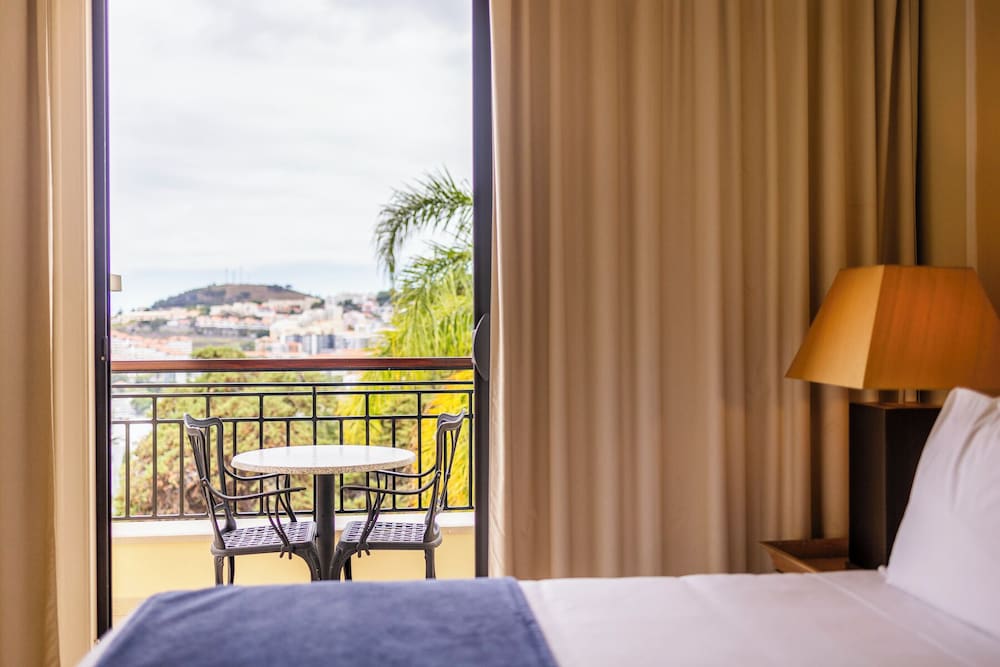 Quinta Funchal Gardens – Adults Only — Hotel rooms in Funchal, Madeira