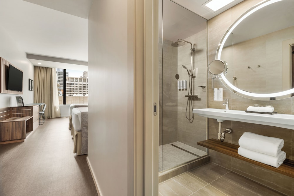 Hotel Riu Plaza Chicago — Hotel rooms in Chicago, Illinois