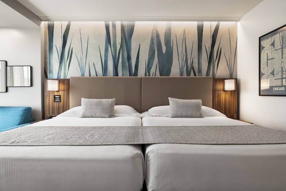 Hotel Riu Plaza Chicago — Hotel rooms in Chicago, Illinois