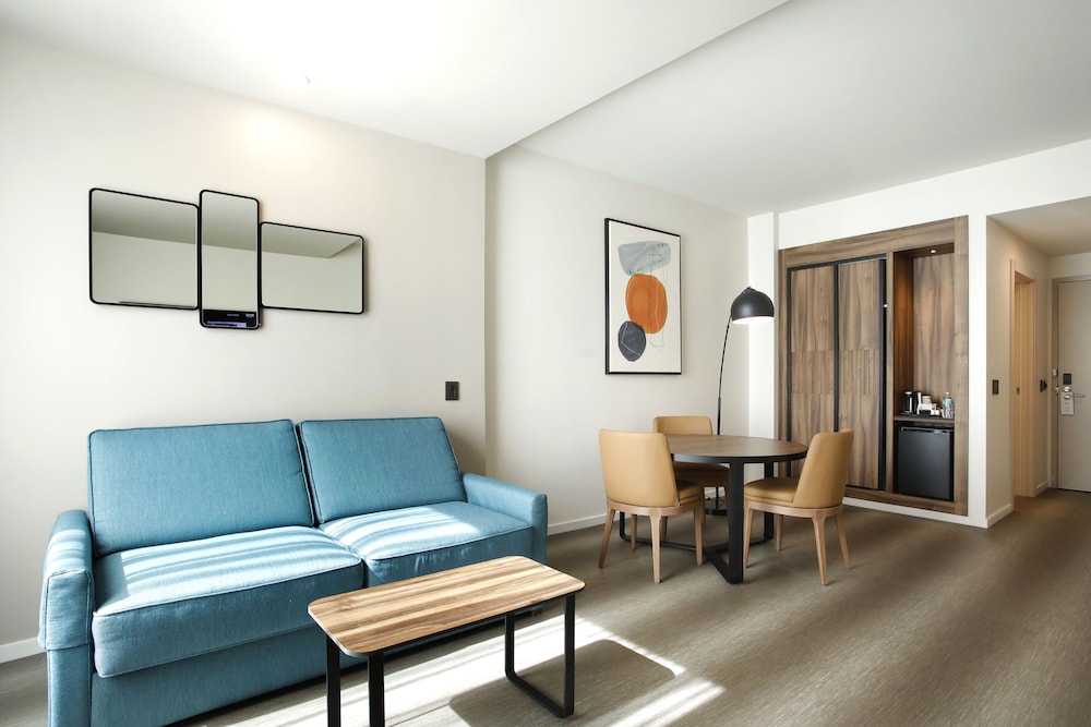 Hotel Riu Plaza Chicago — Hotel rooms in Chicago, Illinois