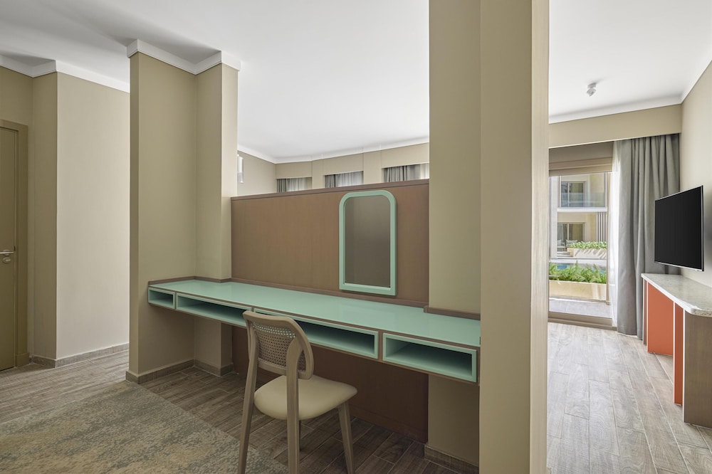 Doubletree By Hilton Mangroovy El Gouna Resort — Rooms in El Gouna, Red Sea