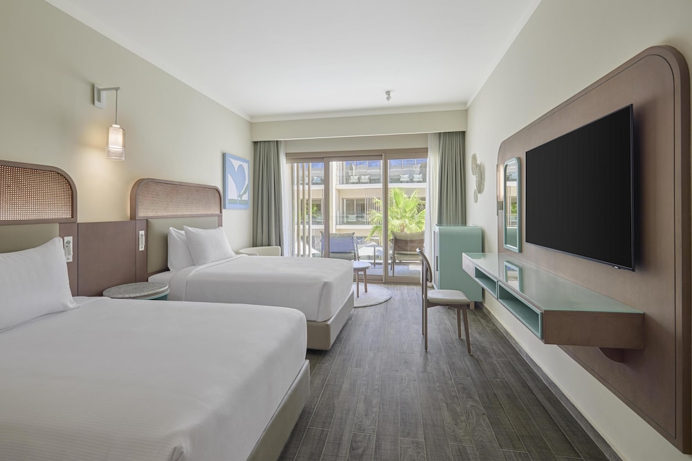 Doubletree By Hilton Mangroovy El Gouna Resort — Rooms in El Gouna, Red Sea