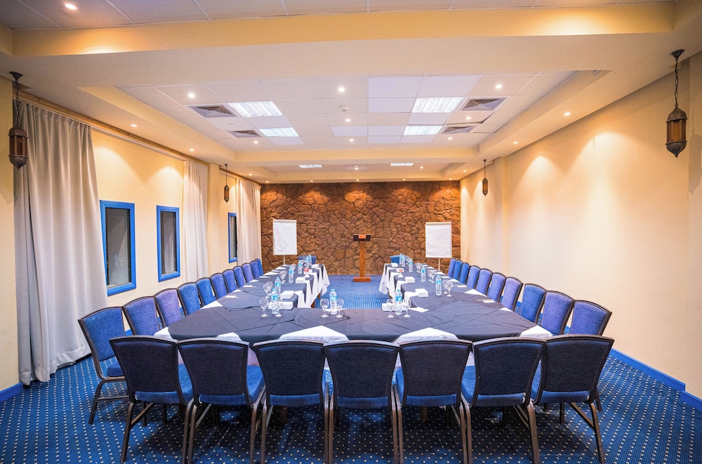 Marina Lodge At Port Ghalib — Hotel building in Marsa Alam, Red Sea