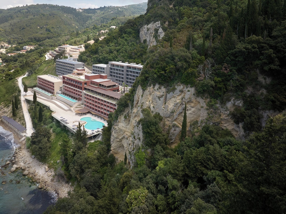 Ella Alkyna – Adults Only — Hotel building in Agios Gordios, Ionian Islands