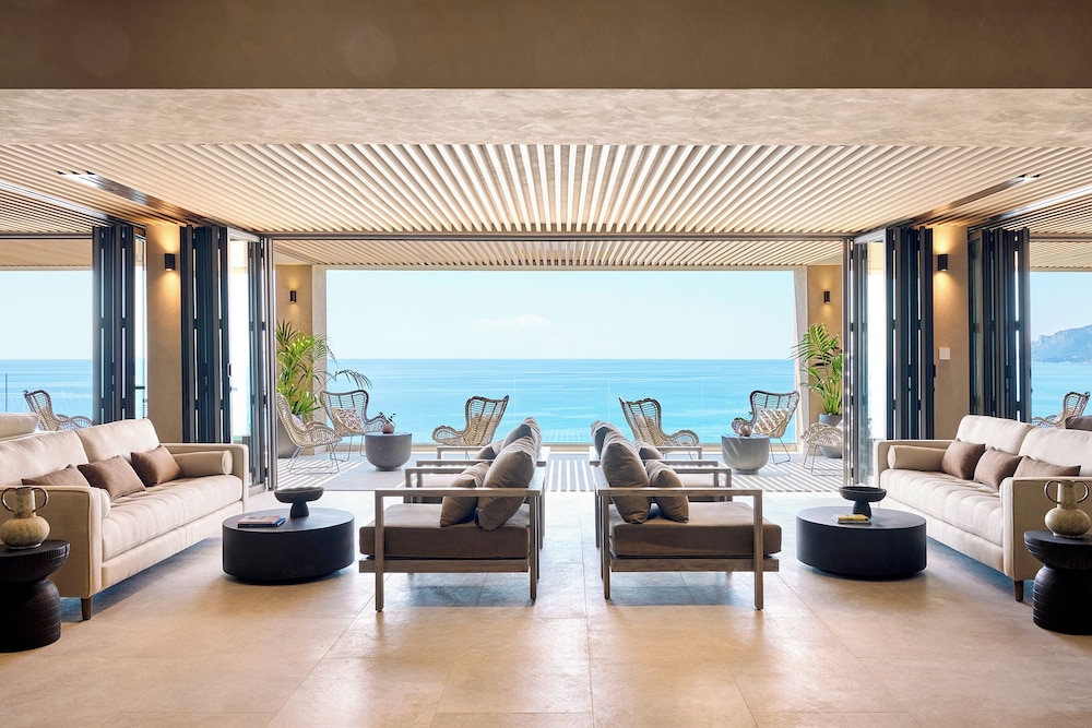Ella Alkyna – Adults Only — Restaurant & bars in Agios Gordios, Ionian Islands