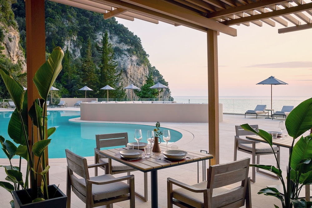 Ella Alkyna – Adults Only — Restaurant & bars in Agios Gordios, Ionian Islands