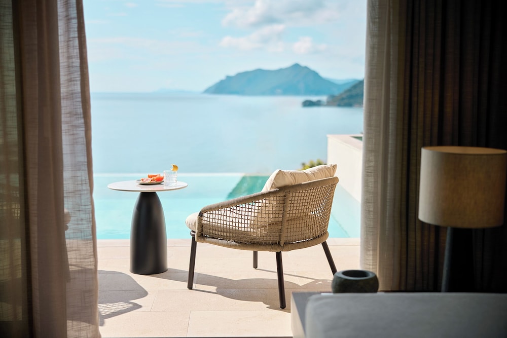 Ella Alkyna – Adults Only — Hotel rooms in Agios Gordios, Ionian Islands