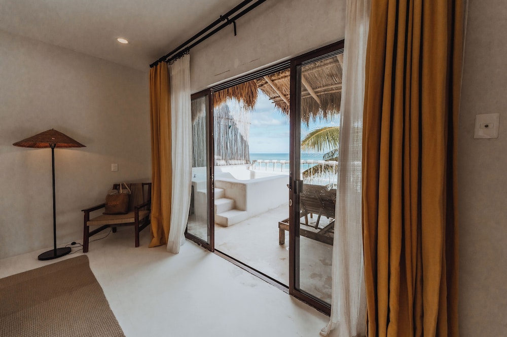 Dune Boutique Hotel located at the party zone — Hotel rooms in Tulum, Quintana Roo
