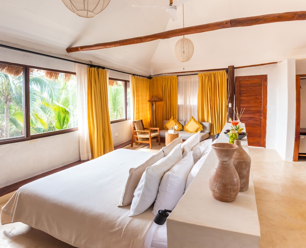 Dune Boutique Hotel located at the party zone — Hotel rooms in Tulum, Quintana Roo
