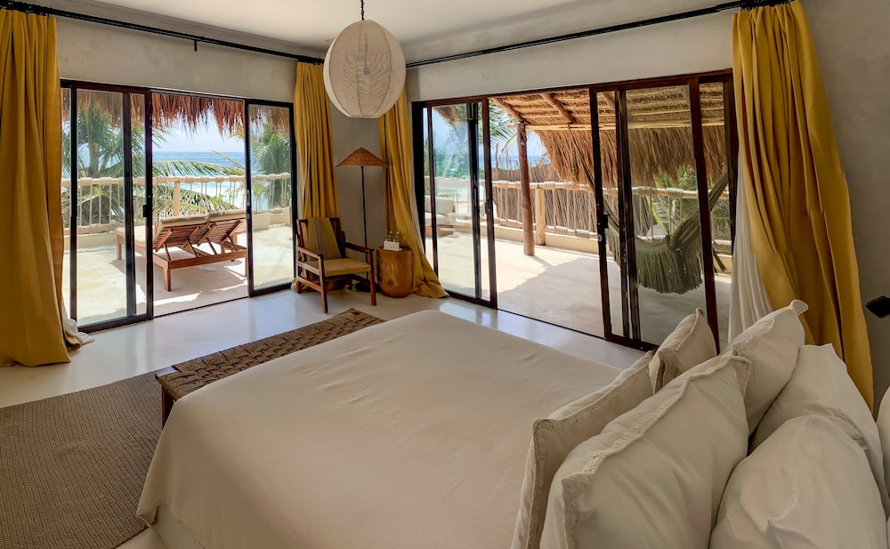 Dune Boutique Hotel located at the party zone — Hotel rooms in Tulum, Quintana Roo