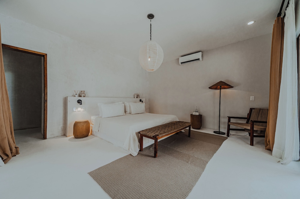 Dune Boutique Hotel located at the party zone — Hotel rooms in Tulum, Quintana Roo
