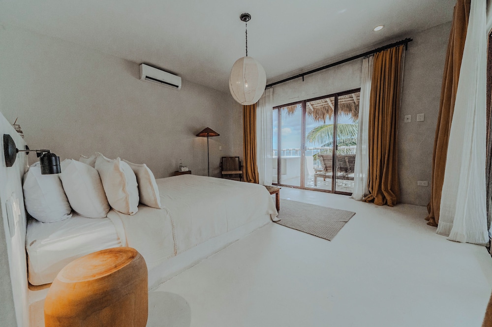 Dune Boutique Hotel located at the party zone — Hotel rooms in Tulum, Quintana Roo