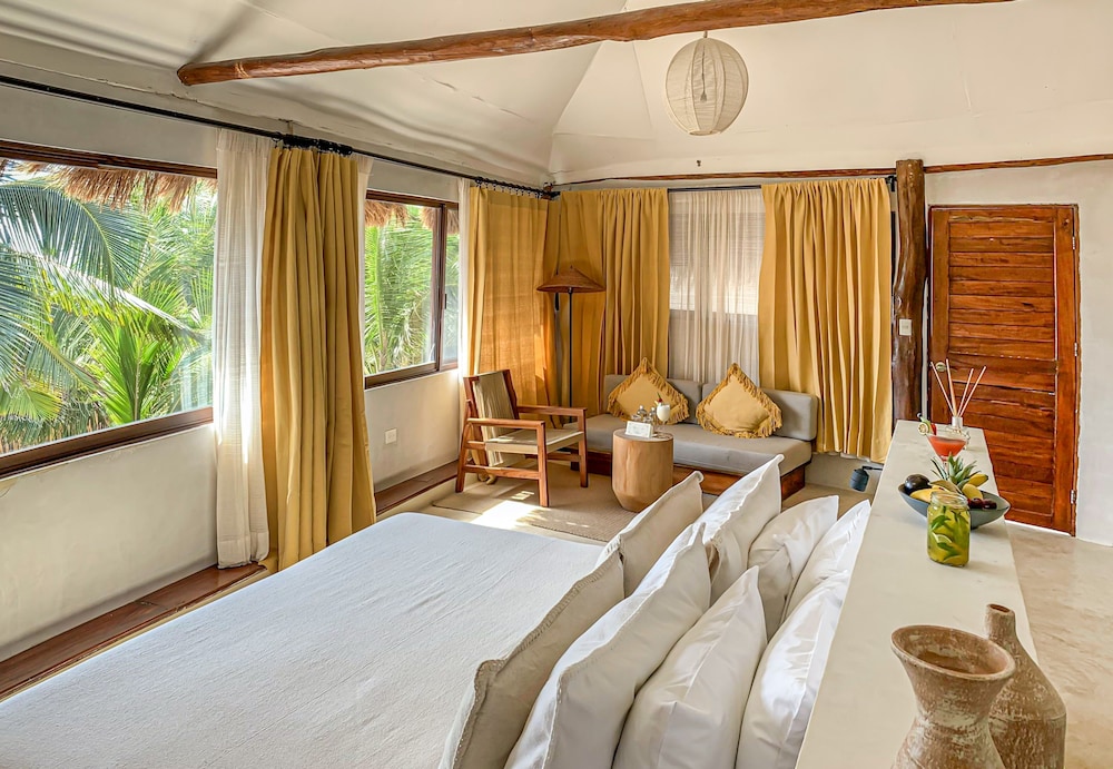 Dune Boutique Hotel located at the party zone — Hotel rooms in Tulum, Quintana Roo