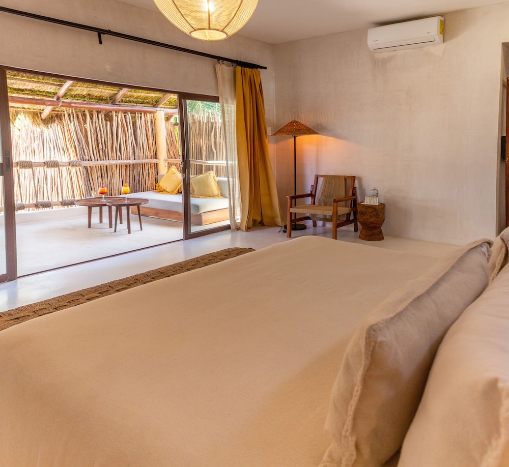 Dune Boutique Hotel located at the party zone — Hotel rooms in Tulum, Quintana Roo