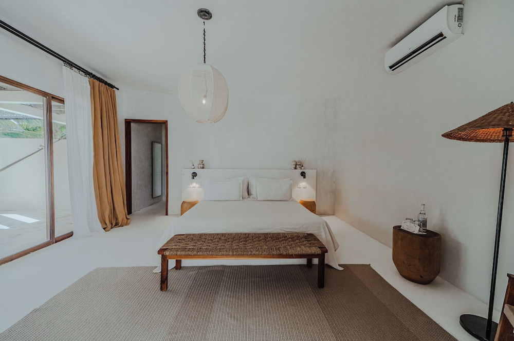 Dune Boutique Hotel located at the party zone — Hotel rooms in Tulum, Quintana Roo