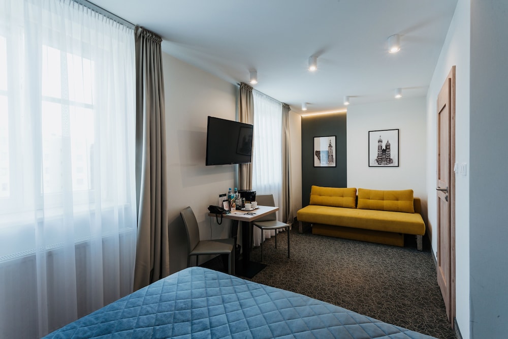 Hotel 32 Kraków Old Town — Hotel rooms in Krakow, Lesser Poland