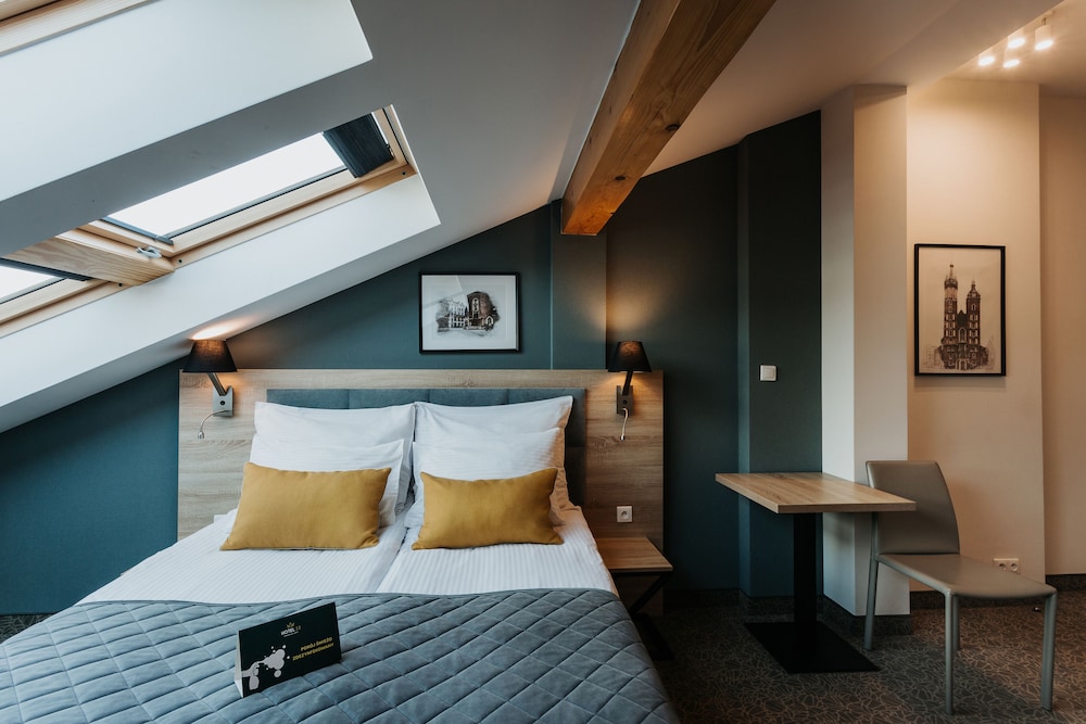 Hotel 32 Kraków Old Town — Hotel rooms in Krakow, Lesser Poland