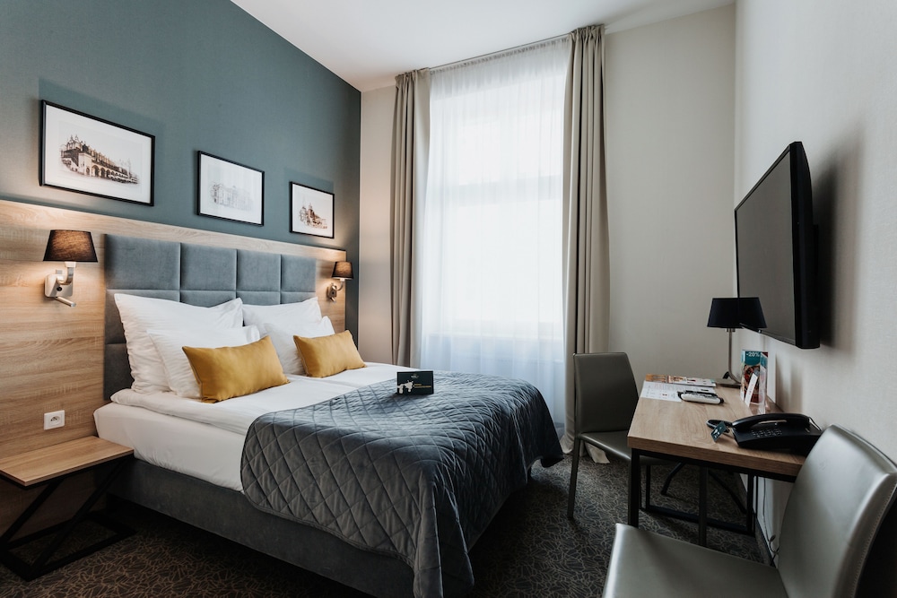 Hotel 32 Kraków Old Town — Hotel rooms in Krakow, Lesser Poland