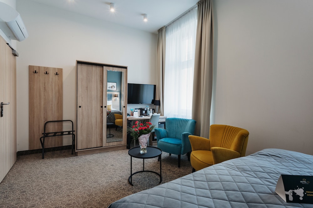 Hotel 32 Kraków Old Town — Hotel rooms in Krakow, Lesser Poland