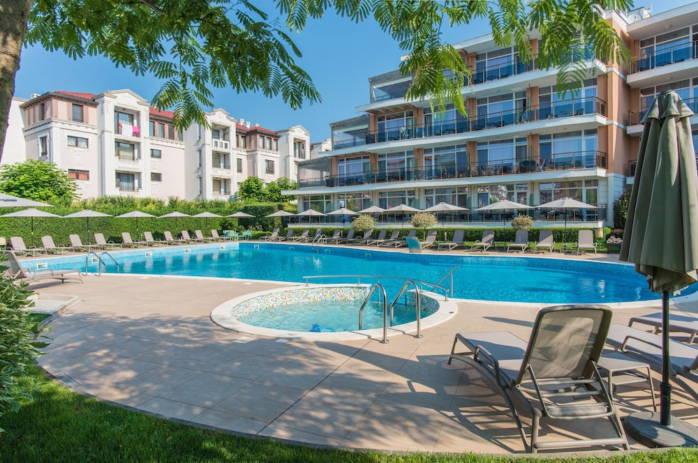 Hotel Miramar — Swimming pool in Sozopol, Burgas Region
