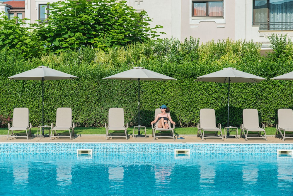 Hotel Miramar — Swimming pool in Sozopol, Burgas Region