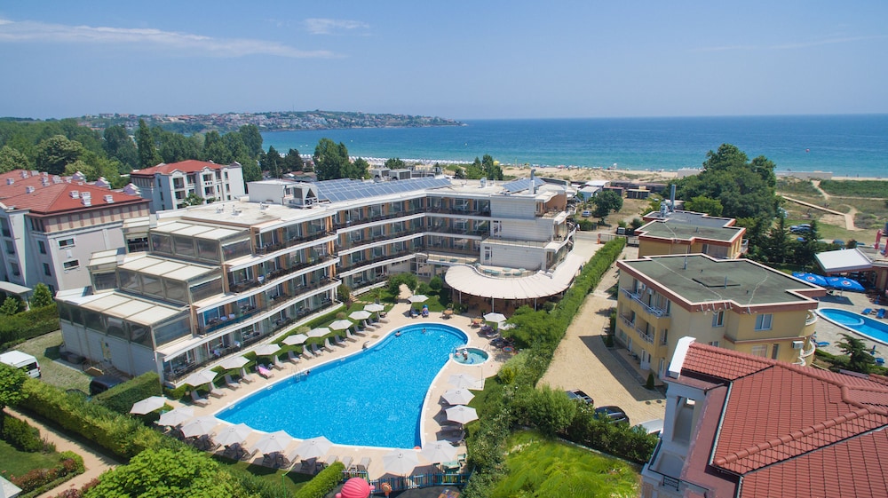 Hotel Miramar — Swimming pool in Sozopol, Burgas Region